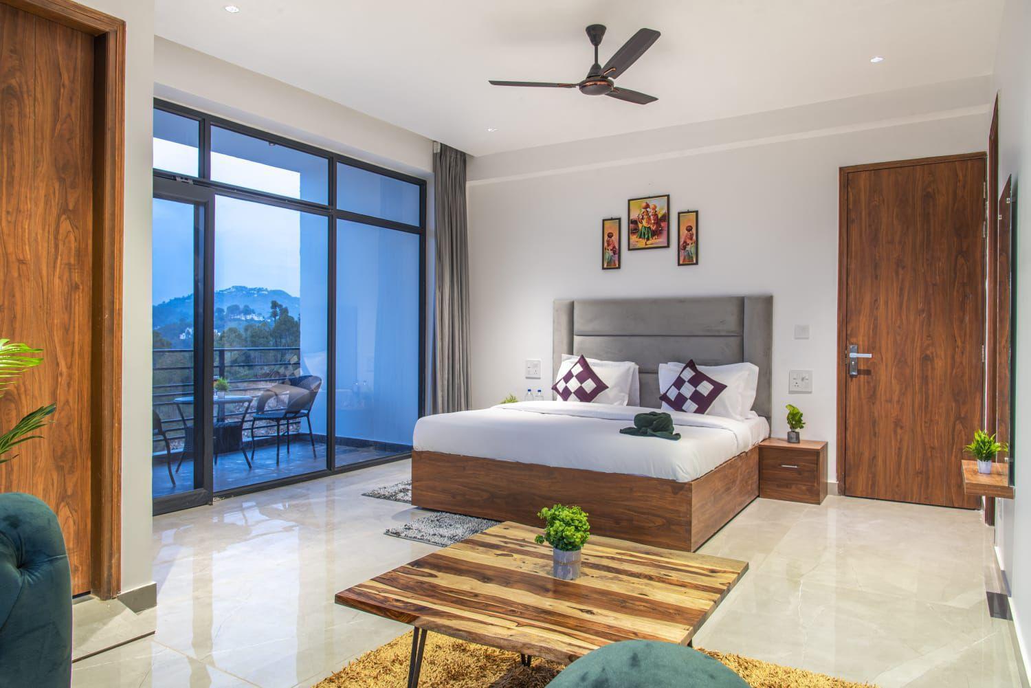 Apartament Host Jatin Mountain Crest Kasauli 7Oi827O7O3 Zewnętrze zdjęcie