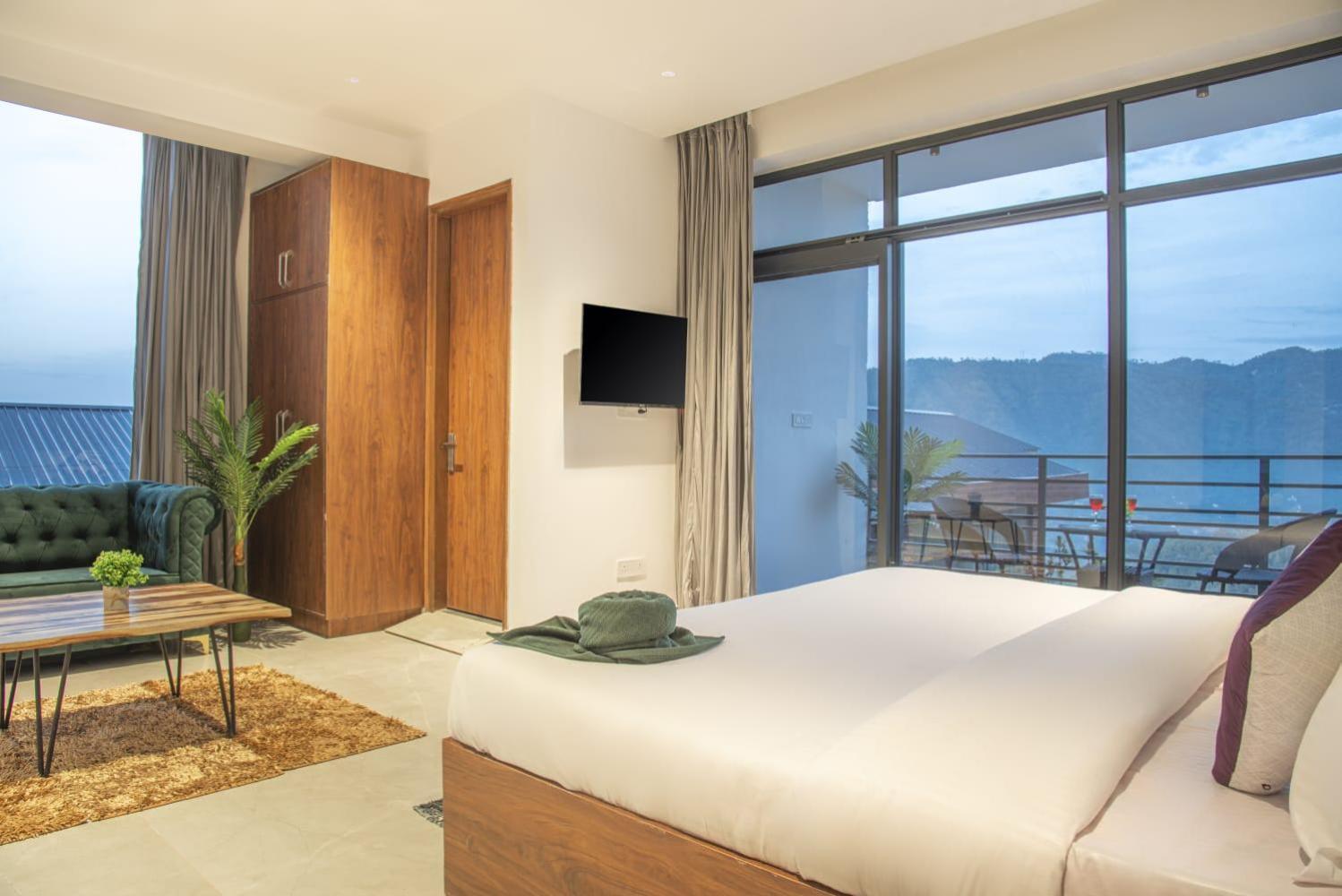 Apartament Host Jatin Mountain Crest Kasauli 7Oi827O7O3 Zewnętrze zdjęcie
