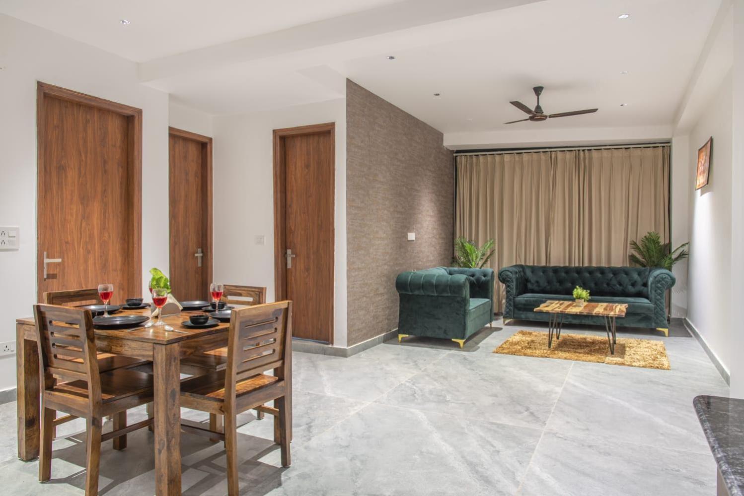 Apartament Host Jatin Mountain Crest Kasauli 7Oi827O7O3 Zewnętrze zdjęcie